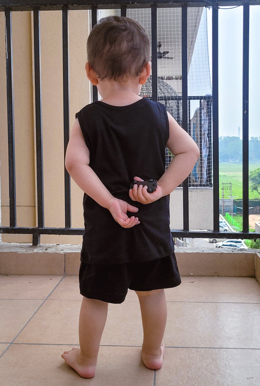 Unisex - Black- Relaxed Fit, Lightweight & Super Soft Sleeveless Cotton T shirt cum vest and matching shorts for Kids- Size: 1-6 Y - Gozi